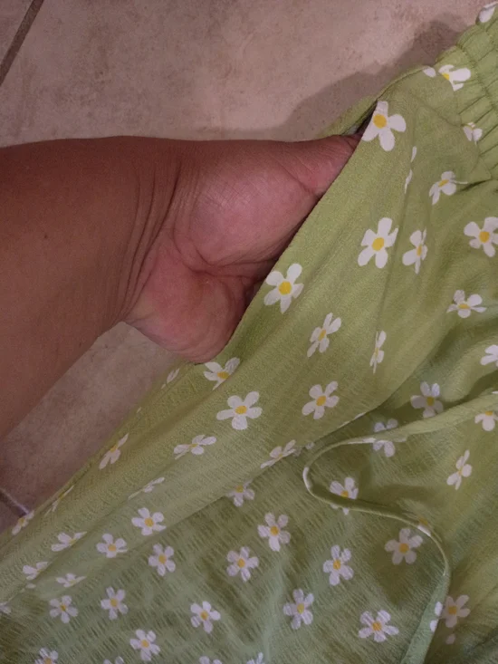 Women's Green Floral Wide-Leg Drawstring Pants - Picture 5 of 11